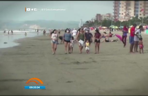 Reducido movimiento de turistas en las playas del país